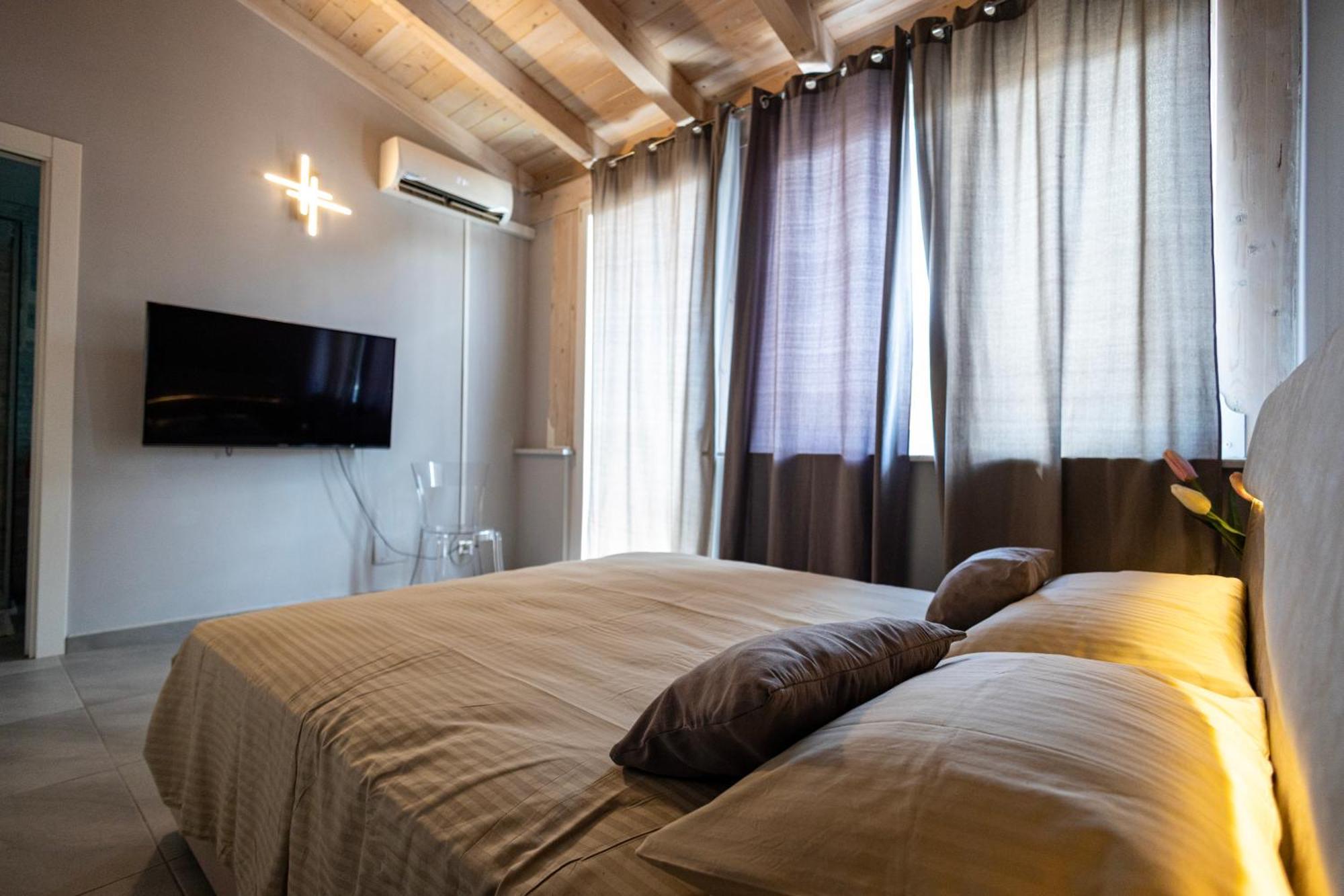 La Piazzetta A Mare Holiday House Sferracavallo Exterior foto
